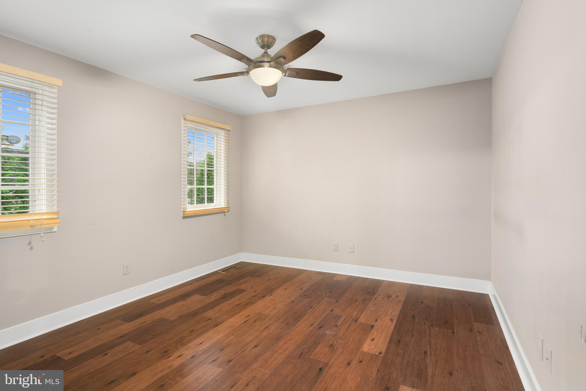 BRYN MAWR - Residential