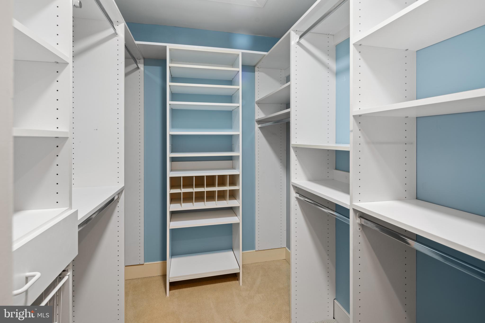 BRYN MAWR - Residential