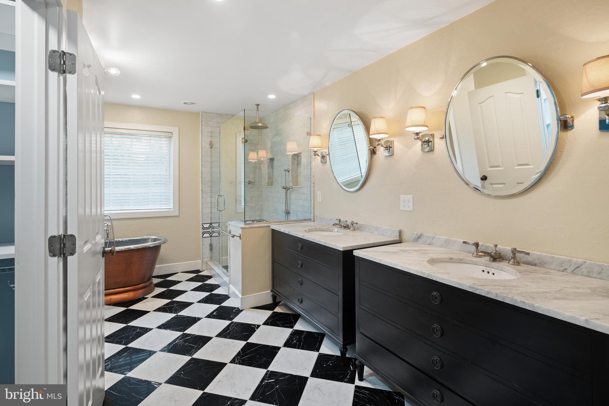 BRYN MAWR - Residential