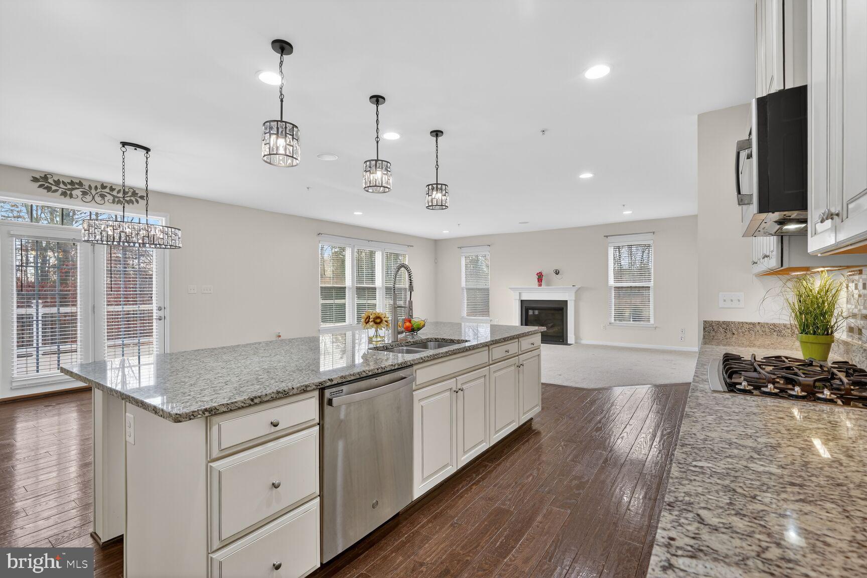 BENTLEY PARK - Residential