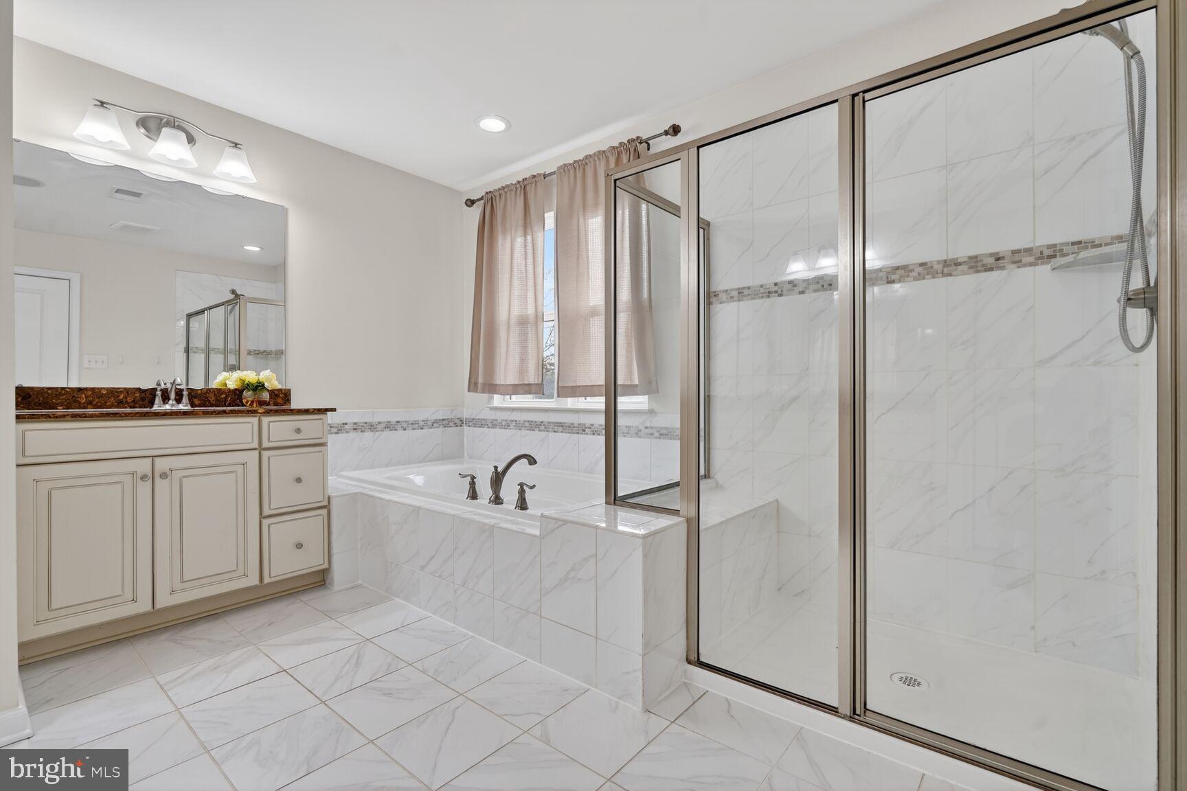 BENTLEY PARK - Residential