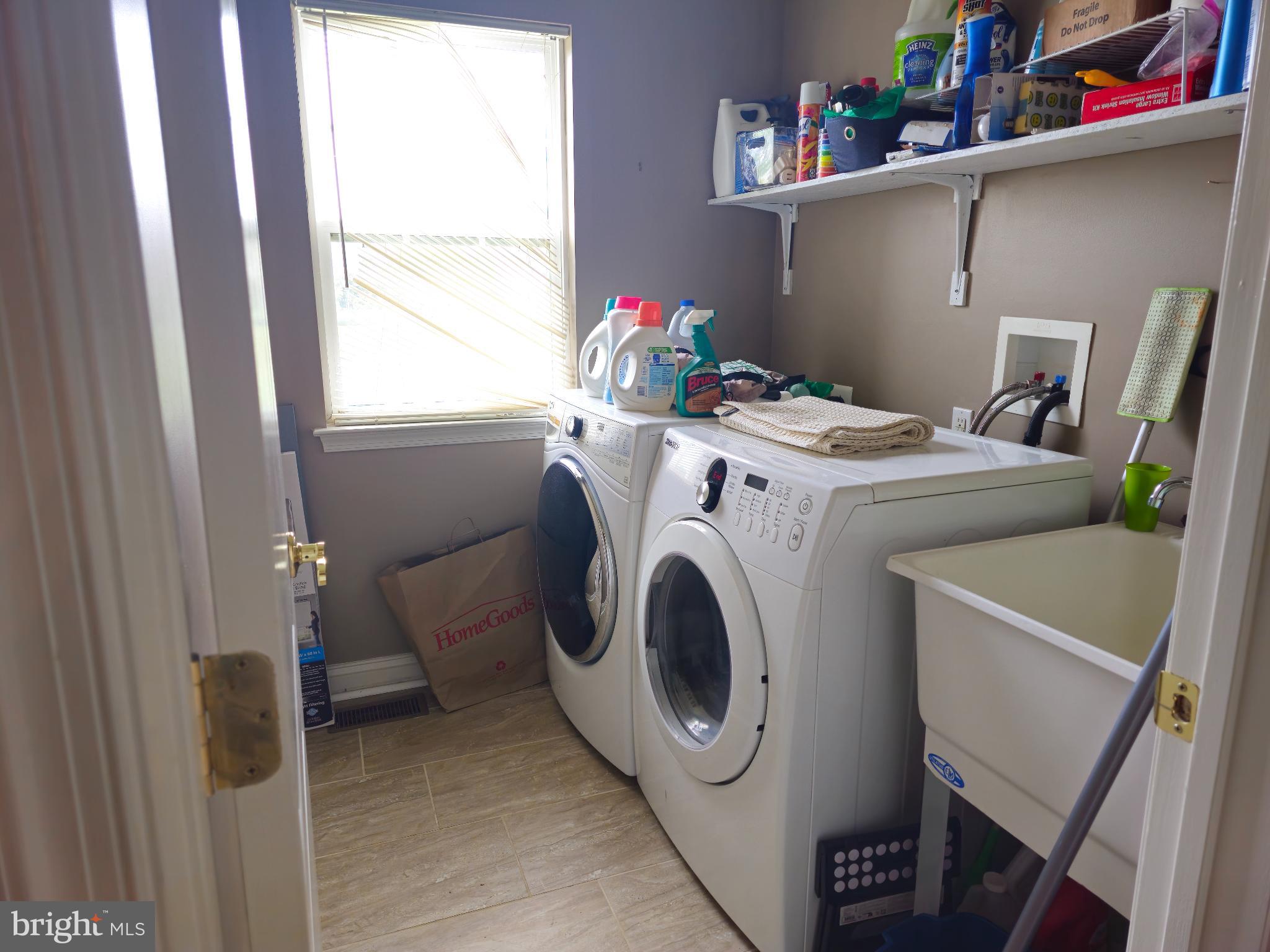 TOWNSEND VILLAGE - Residential