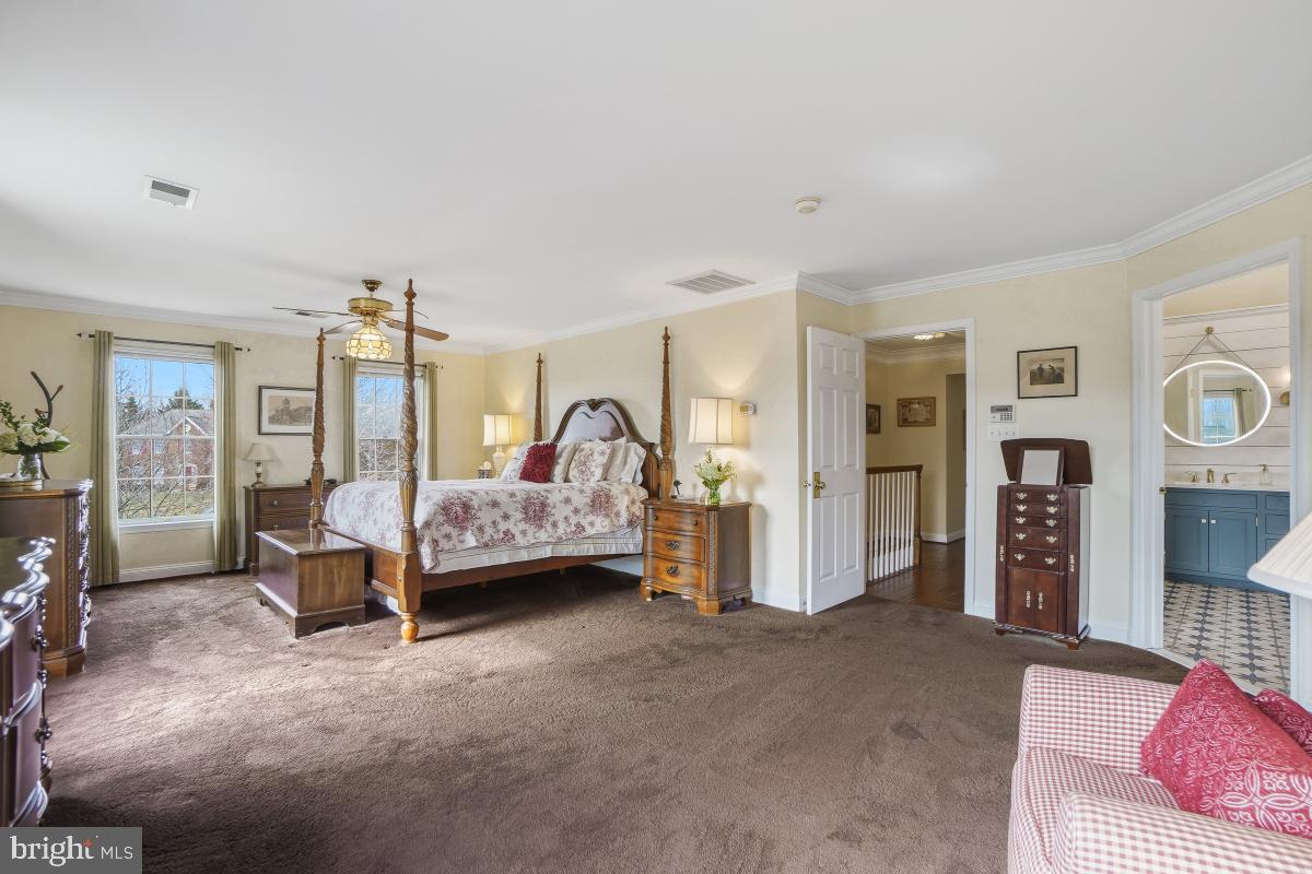 BROOKE MANOR - Residential