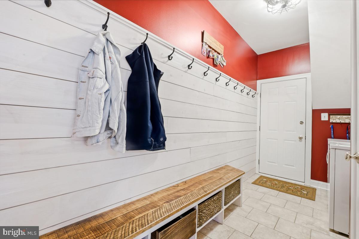 BROOKE MANOR - Residential