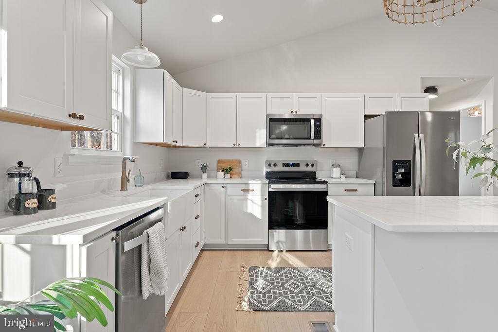 JERDONE ISLAND - Residential