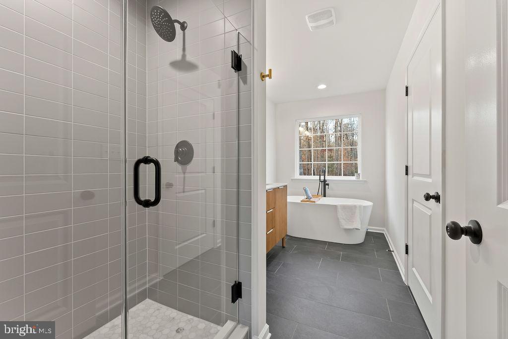 JERDONE ISLAND - Residential