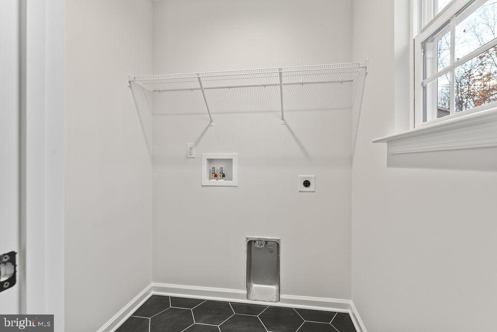 JERDONE ISLAND - Residential