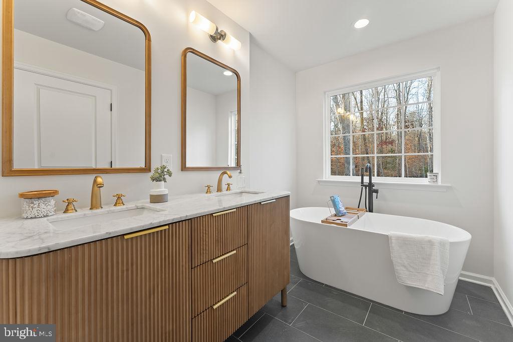 JERDONE ISLAND - Residential