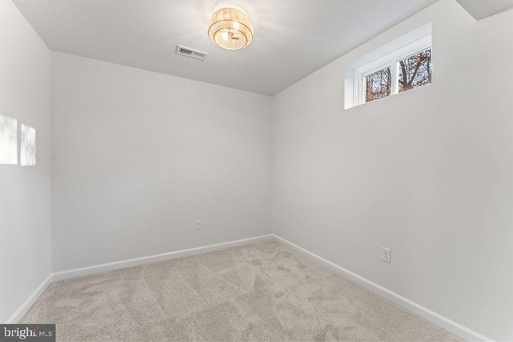 JERDONE ISLAND - Residential