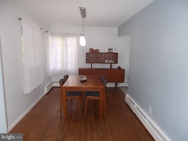 HOLLYWOOD SQUARE - Residential