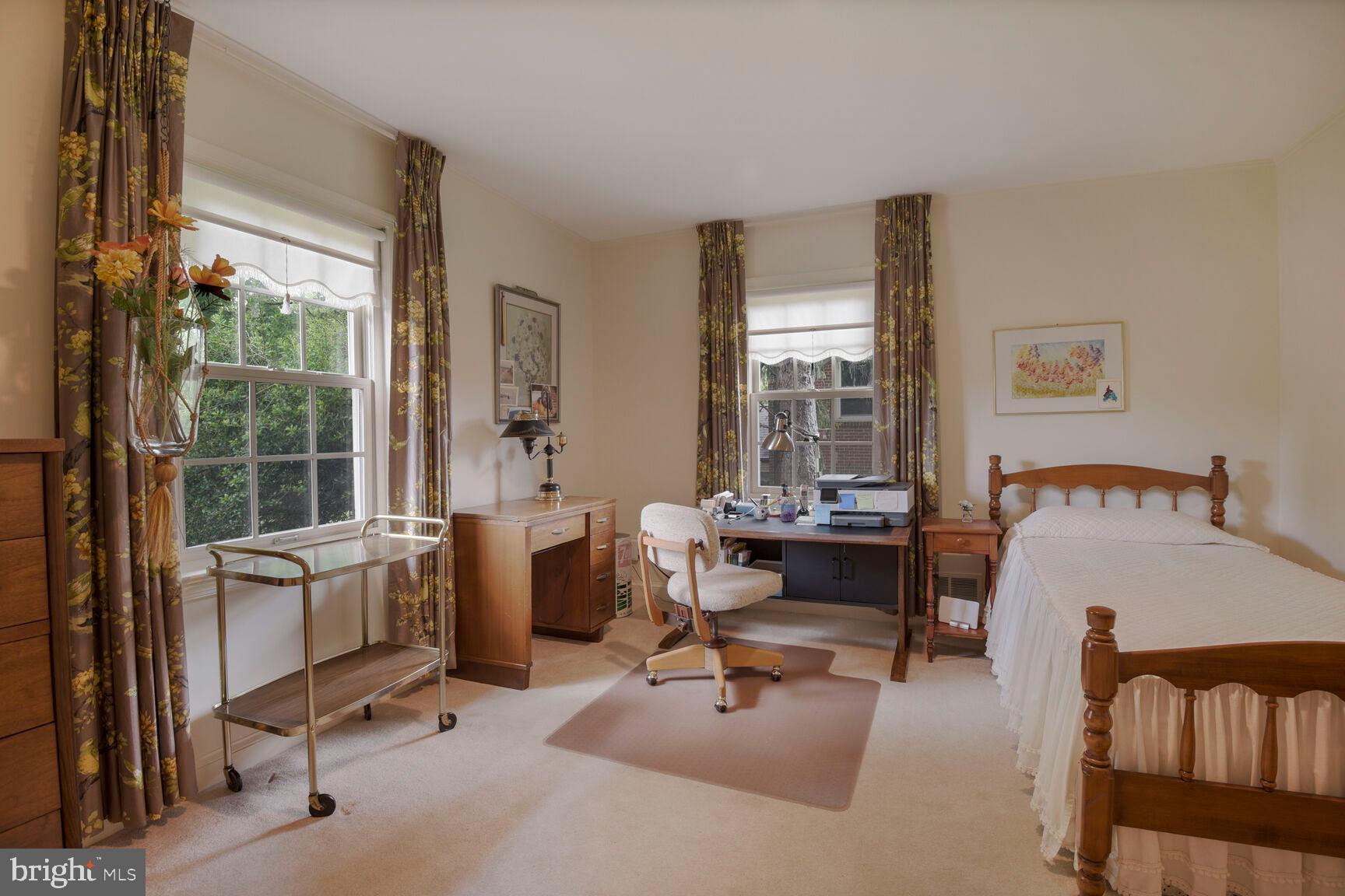 MCAULEY PARK - Residential