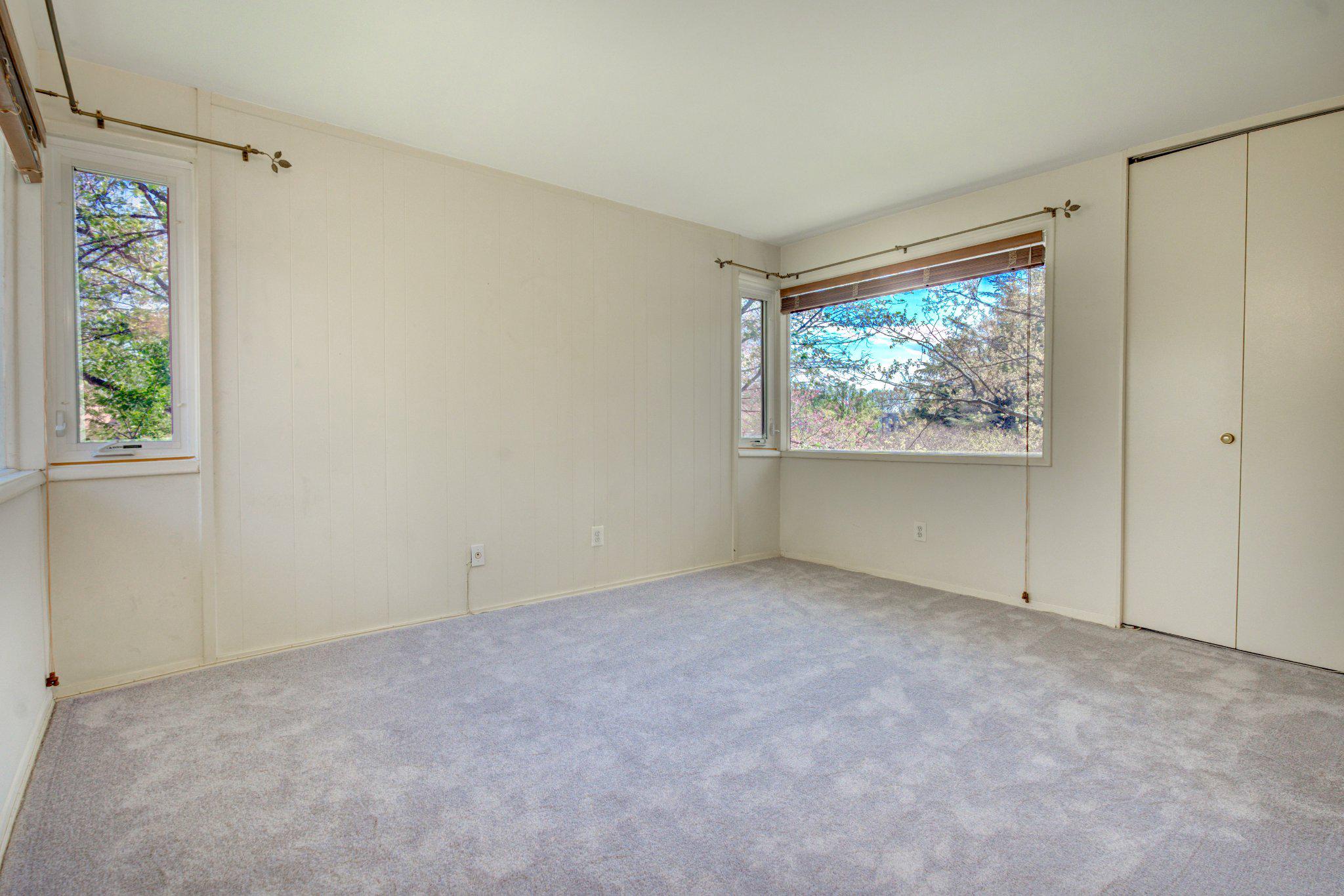 SPRING LAKE GARDEN CONDOMINIUM - Residential