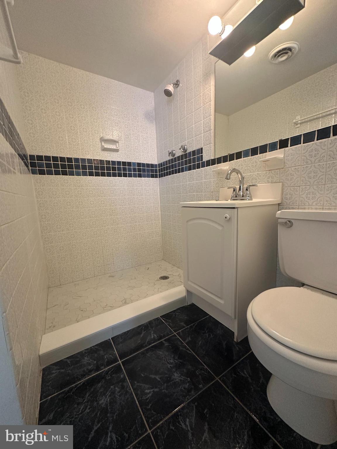 SPRING LAKE GARDEN CONDOMINIUM - Residential