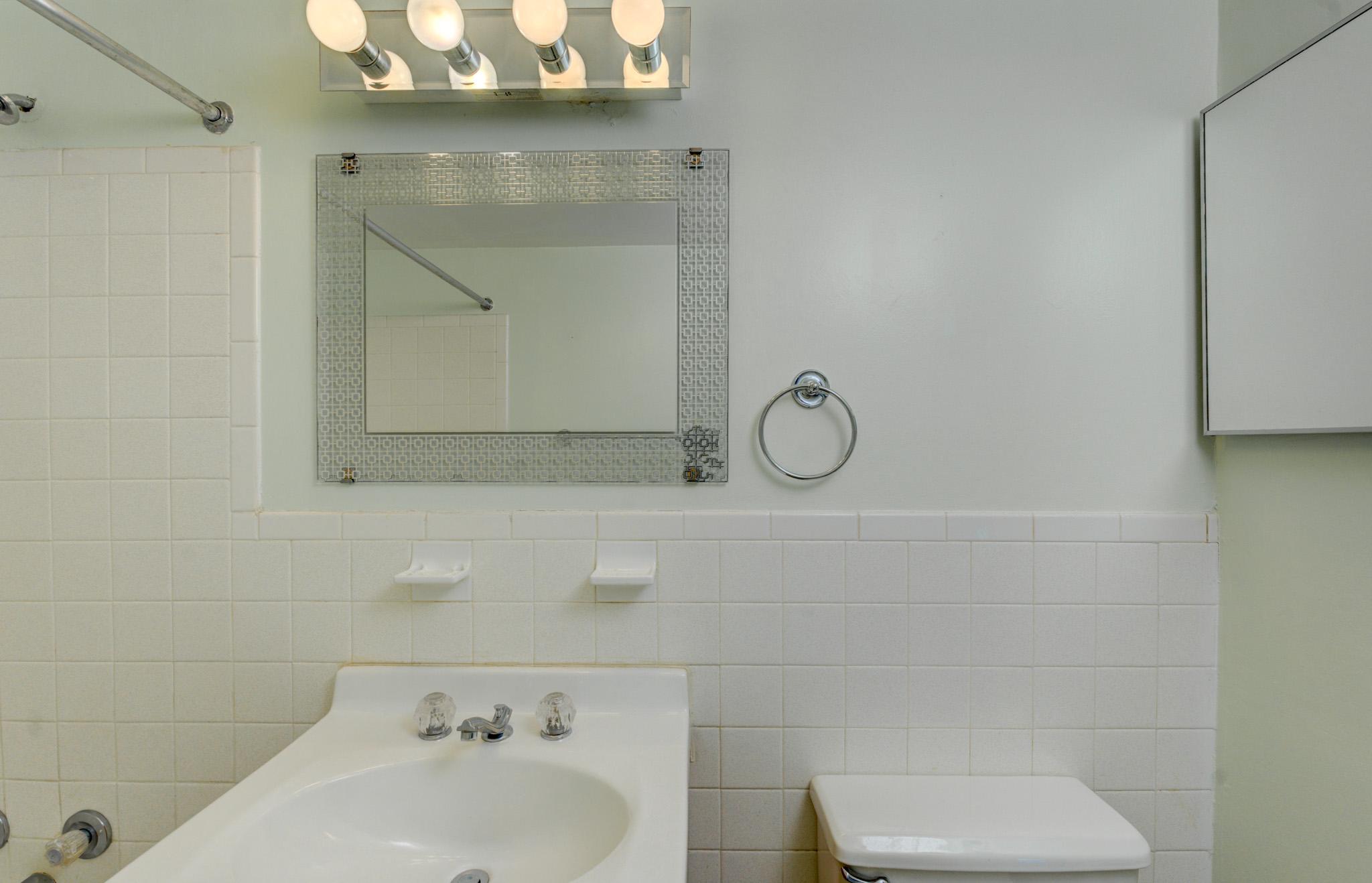 SPRING LAKE GARDEN CONDOMINIUM - Residential