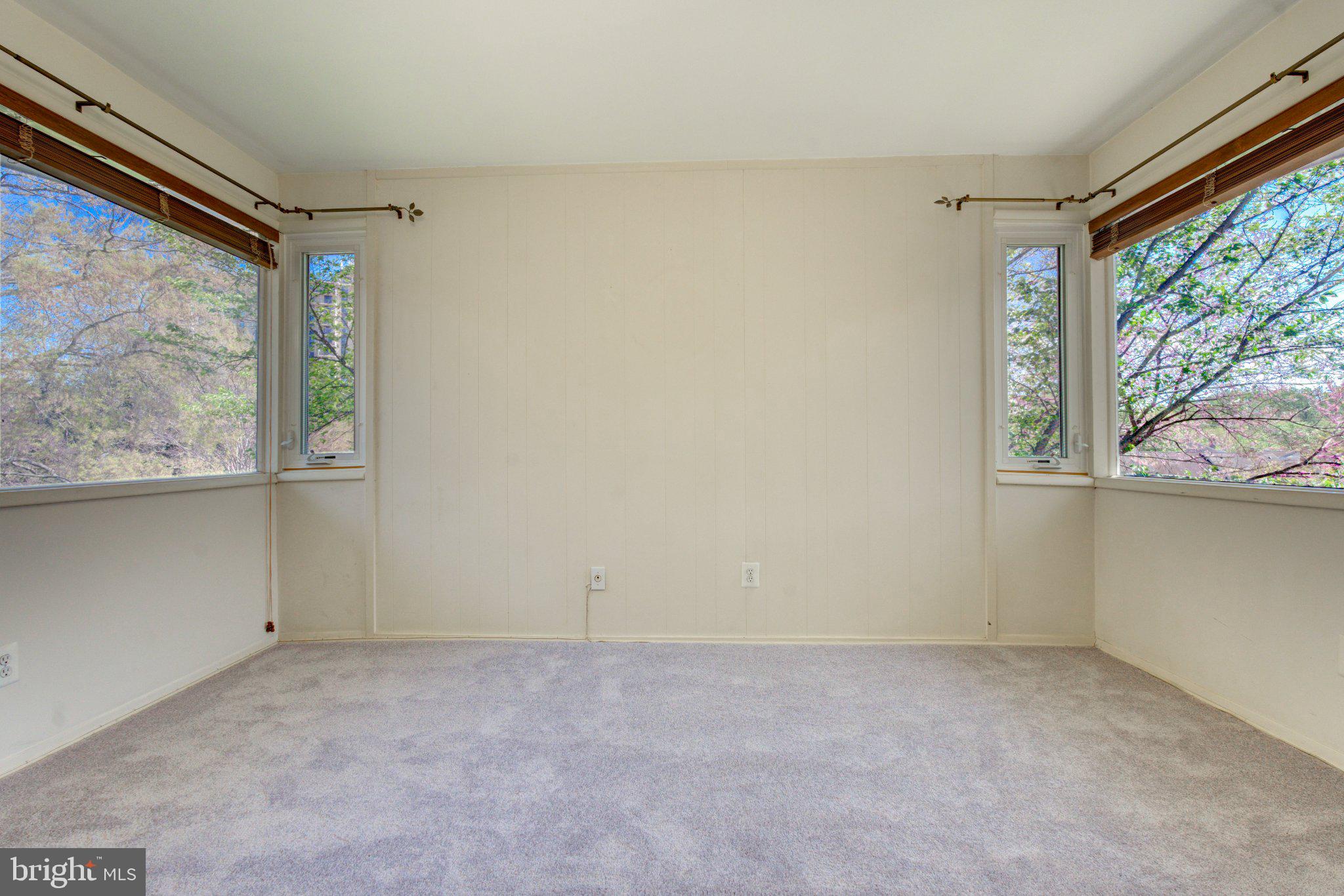 SPRING LAKE GARDEN CONDOMINIUM - Residential