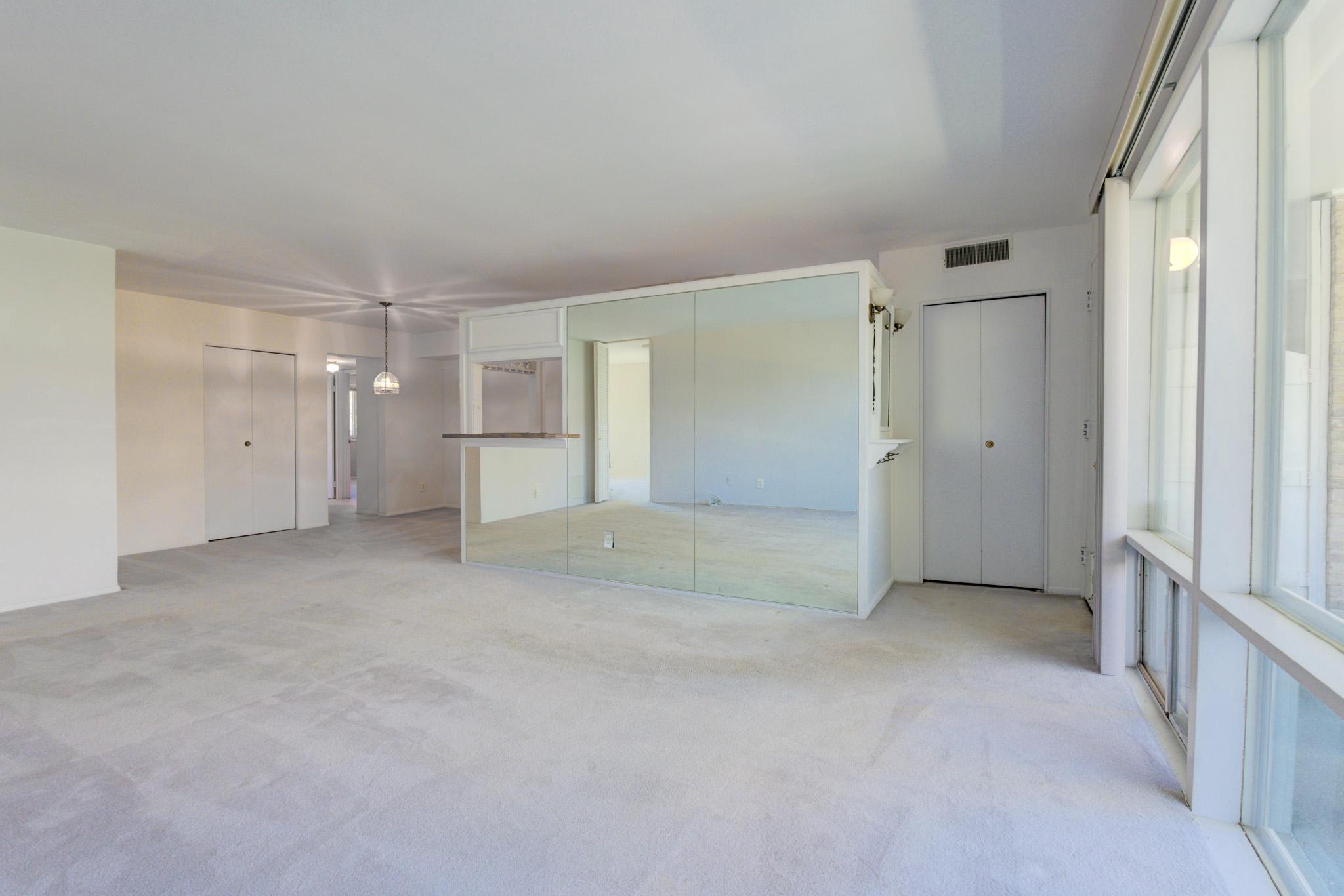 SPRING LAKE GARDEN CONDOMINIUM - Residential
