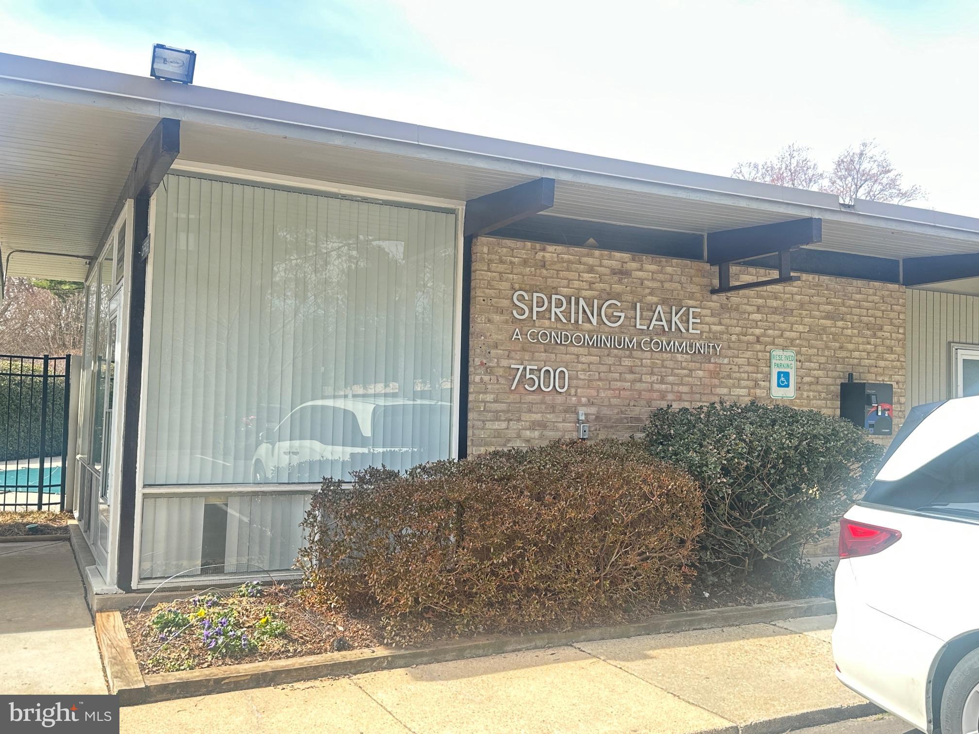 7501 SPRING LAKE DRIVE 7501