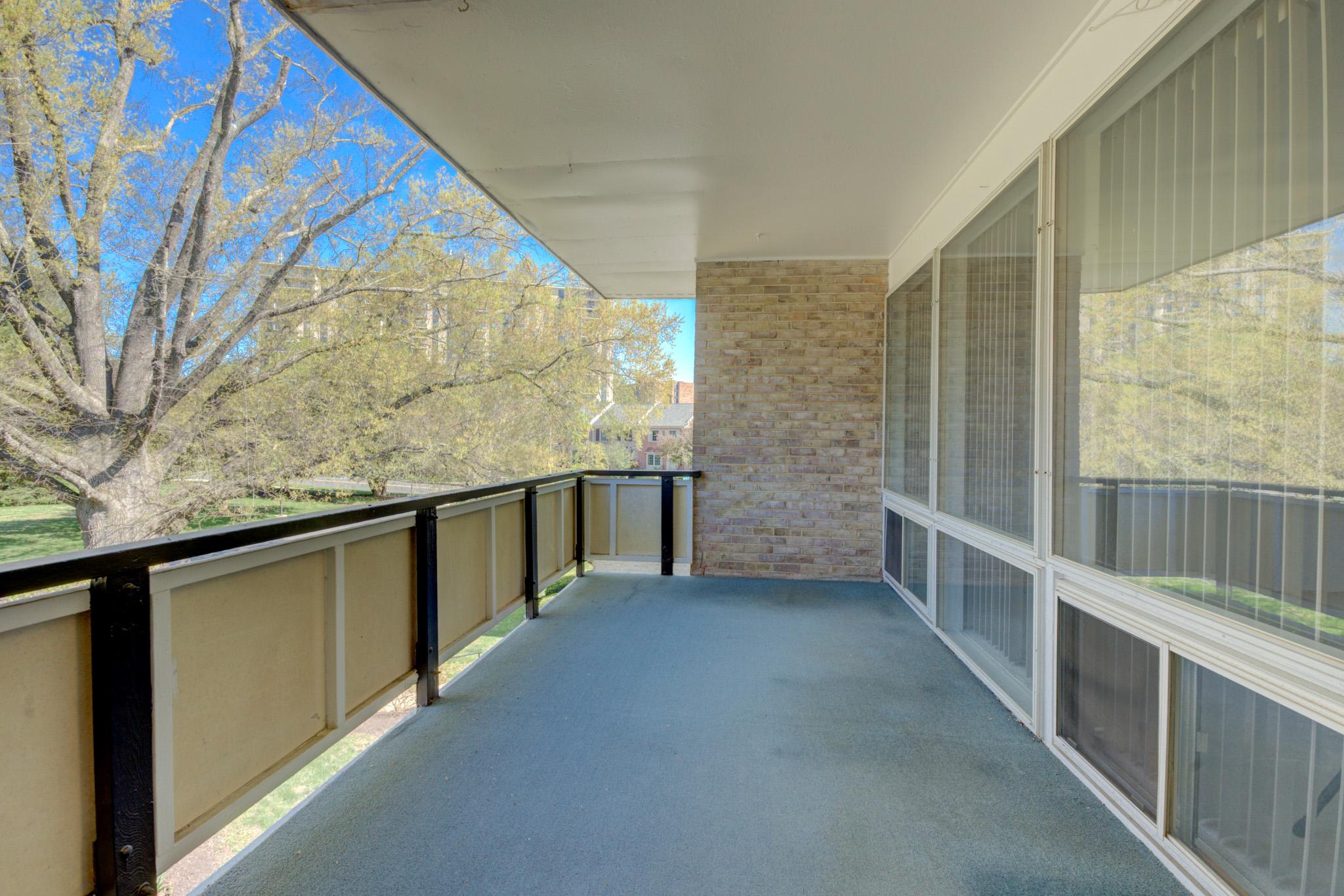 SPRING LAKE GARDEN CONDOMINIUM - Residential