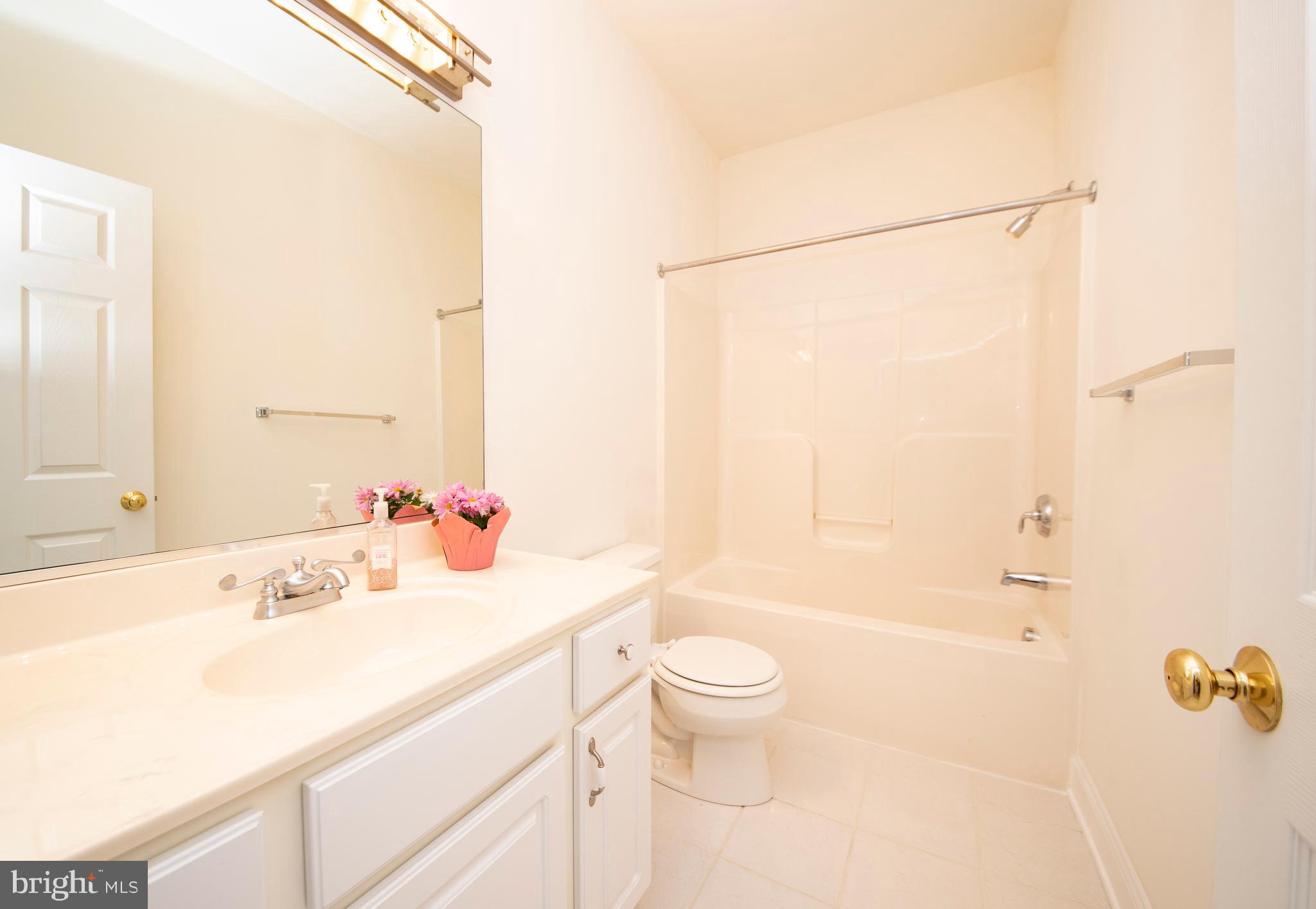 HOLLINGSWORTH - Residential