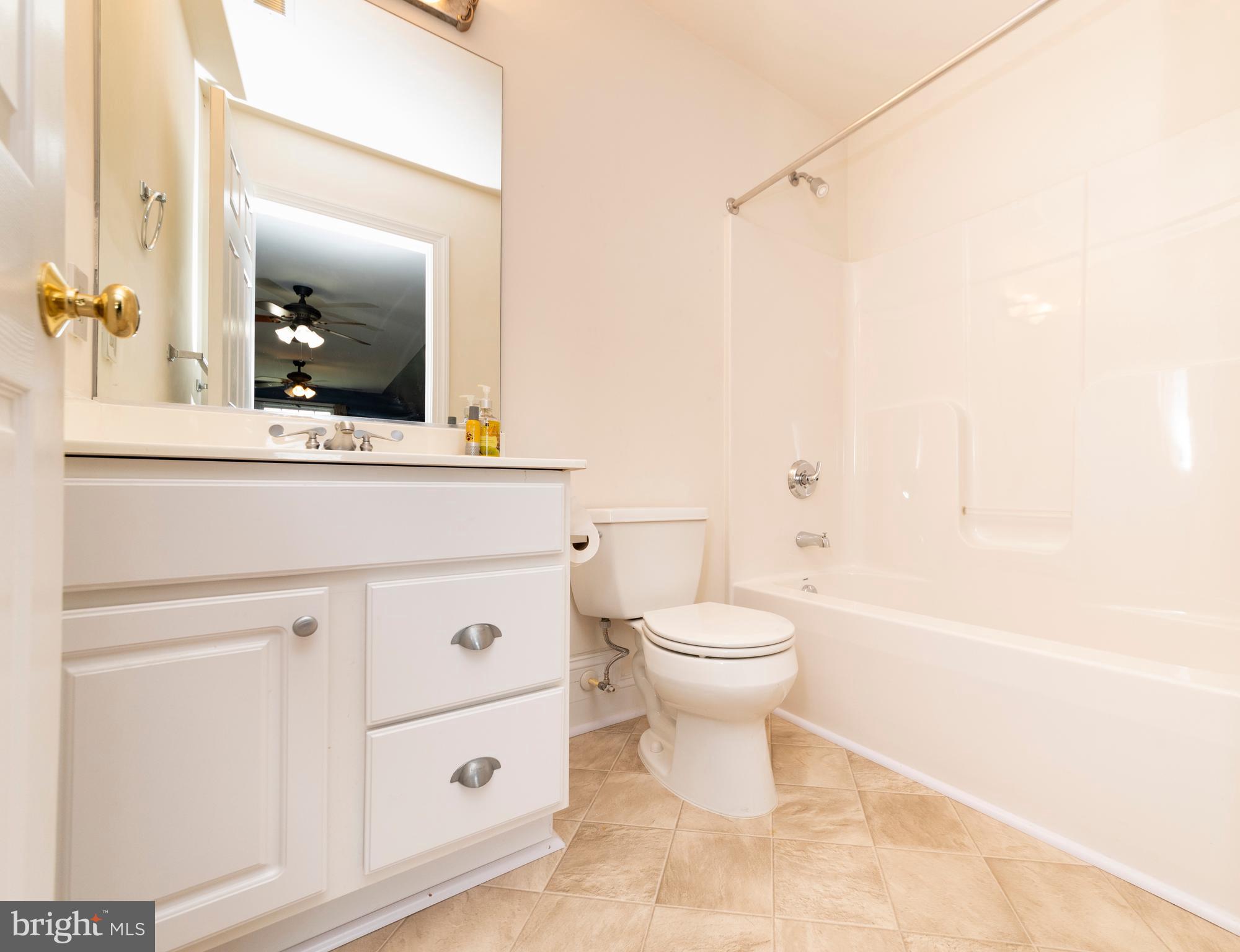 HOLLINGSWORTH - Residential