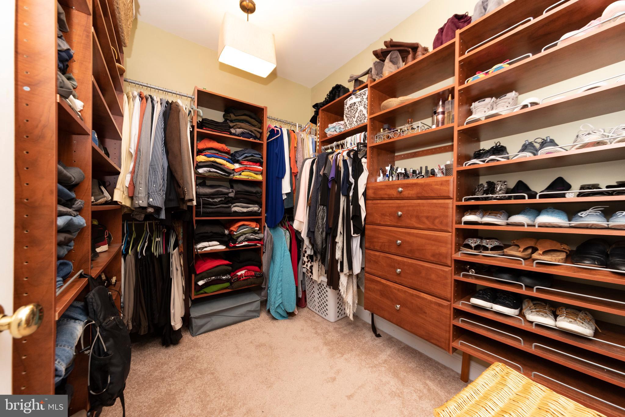 HOLLINGSWORTH - Residential