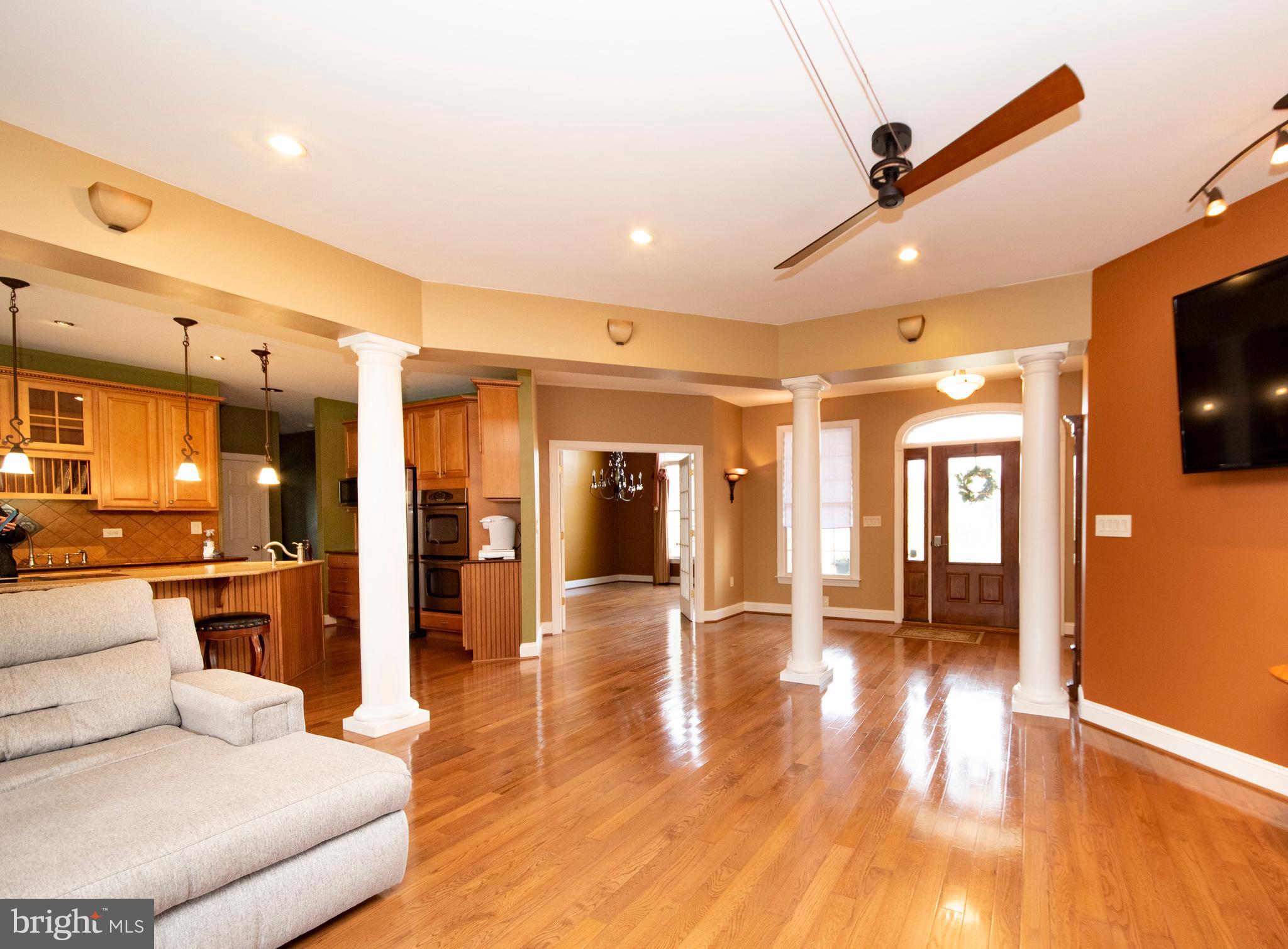 HOLLINGSWORTH - Residential