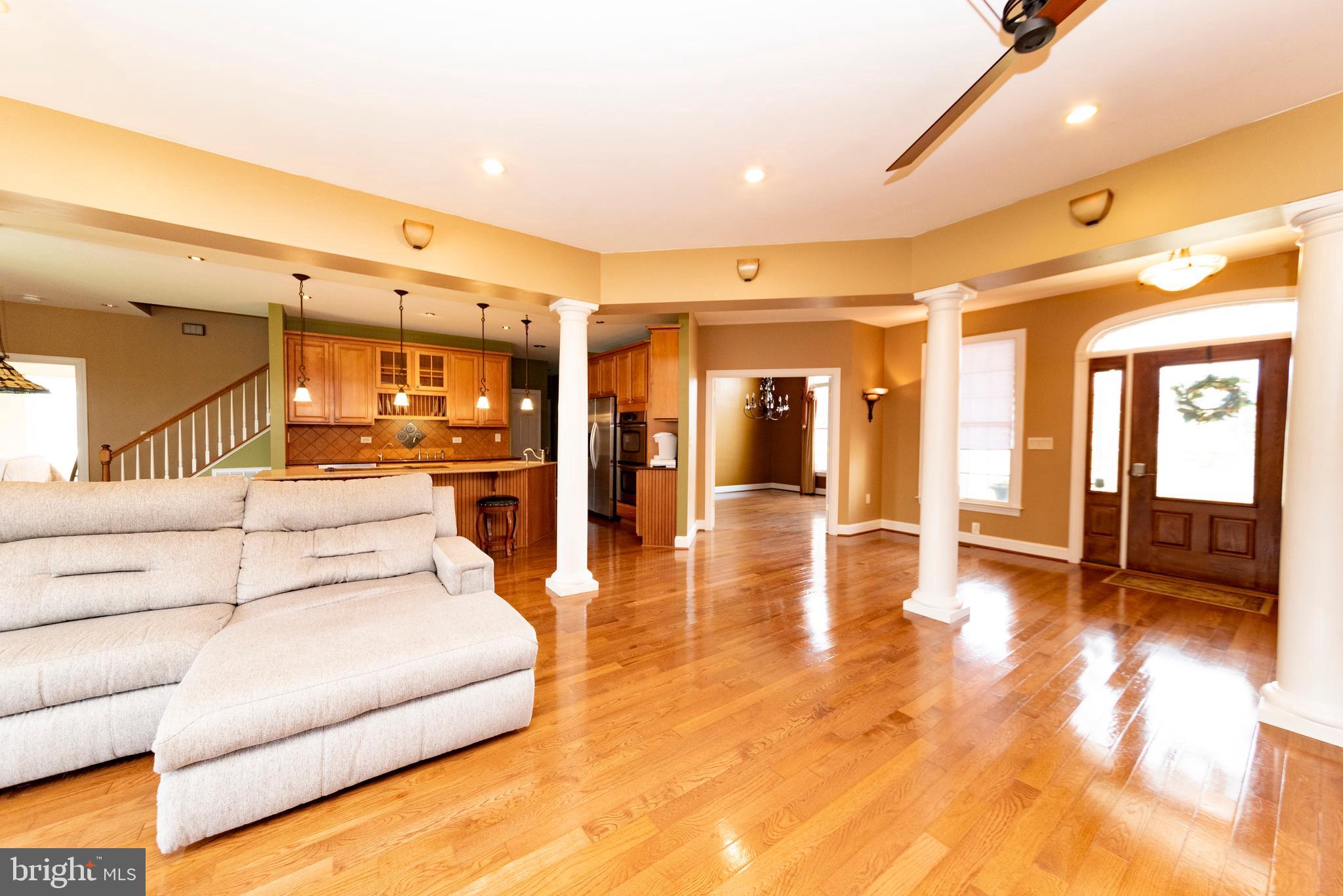 HOLLINGSWORTH - Residential