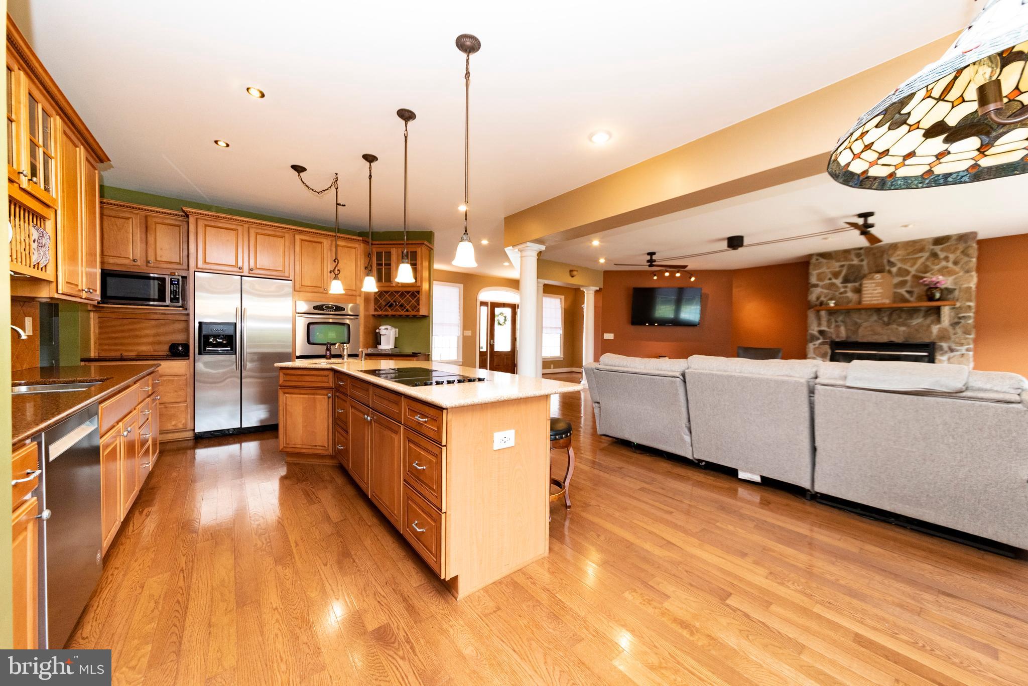 HOLLINGSWORTH - Residential