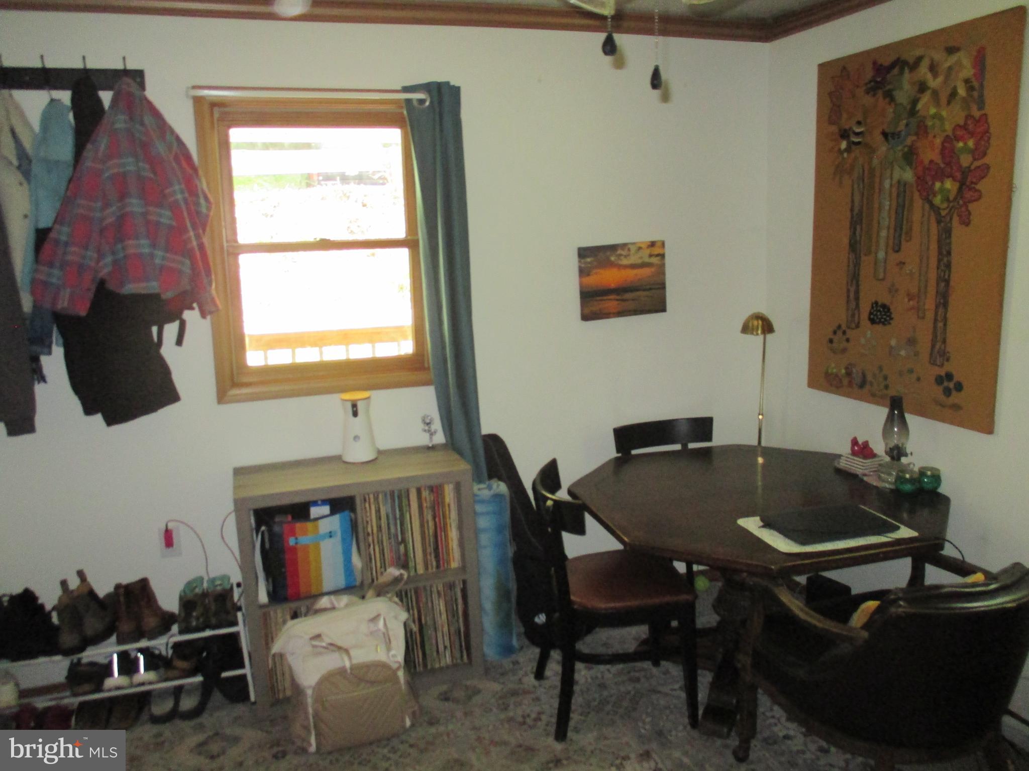 EAST SIDE - Residential