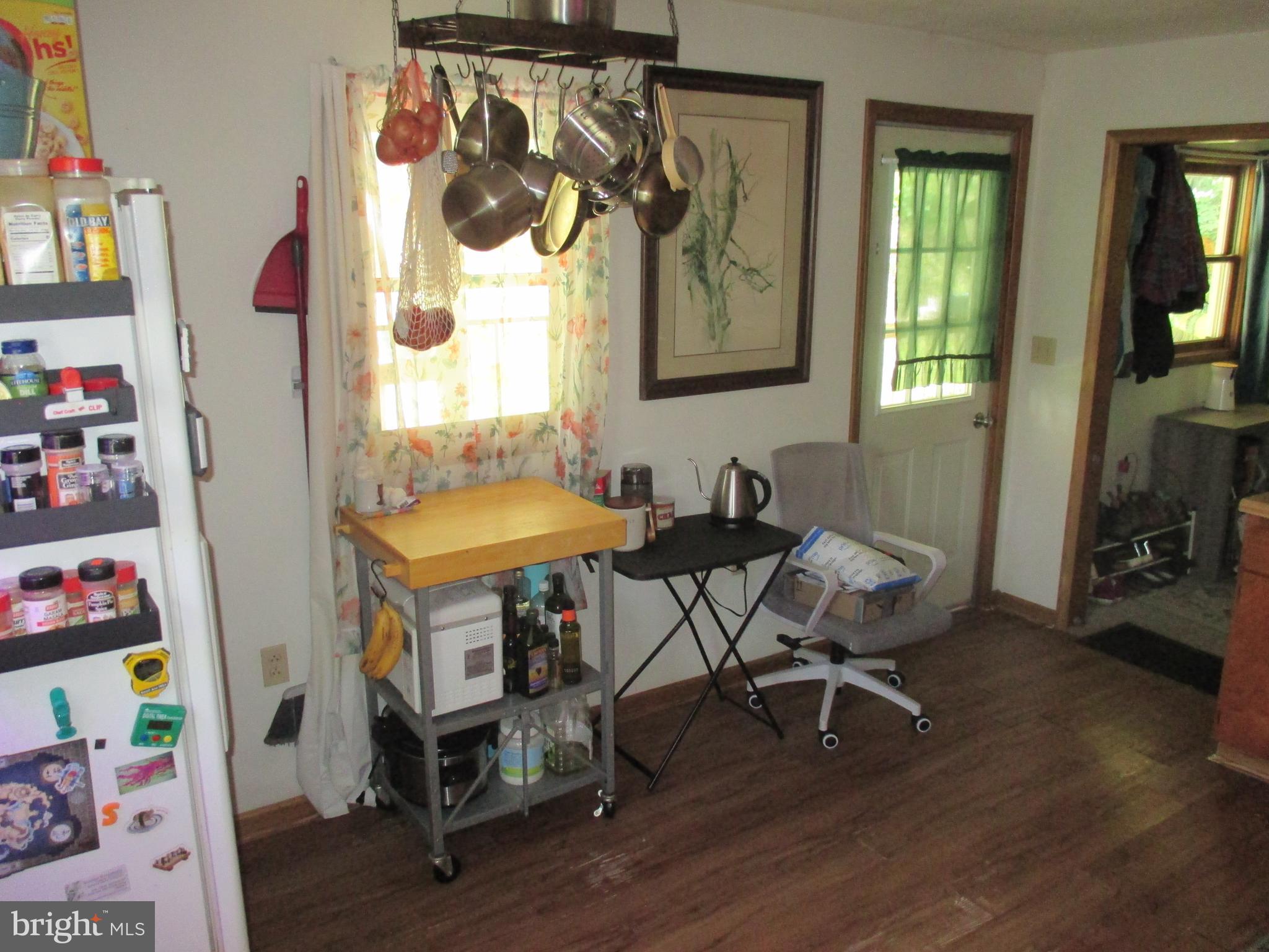 EAST SIDE - Residential