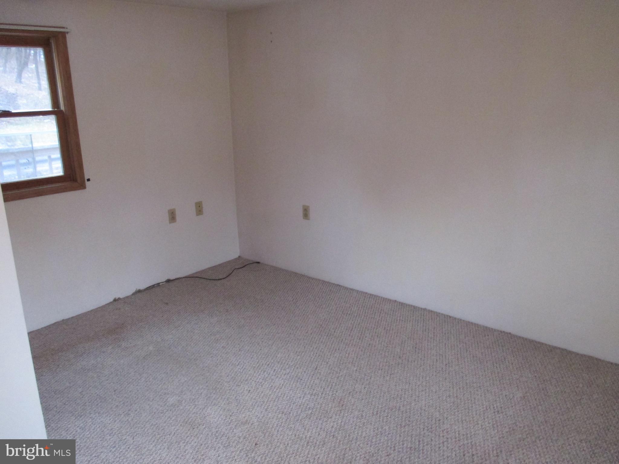 EAST SIDE - Residential