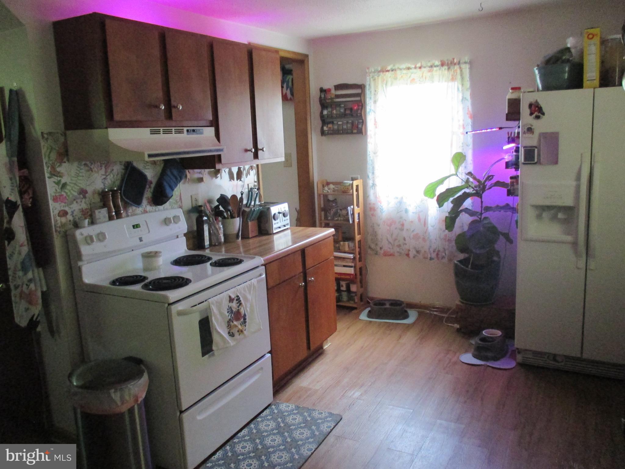 EAST SIDE - Residential