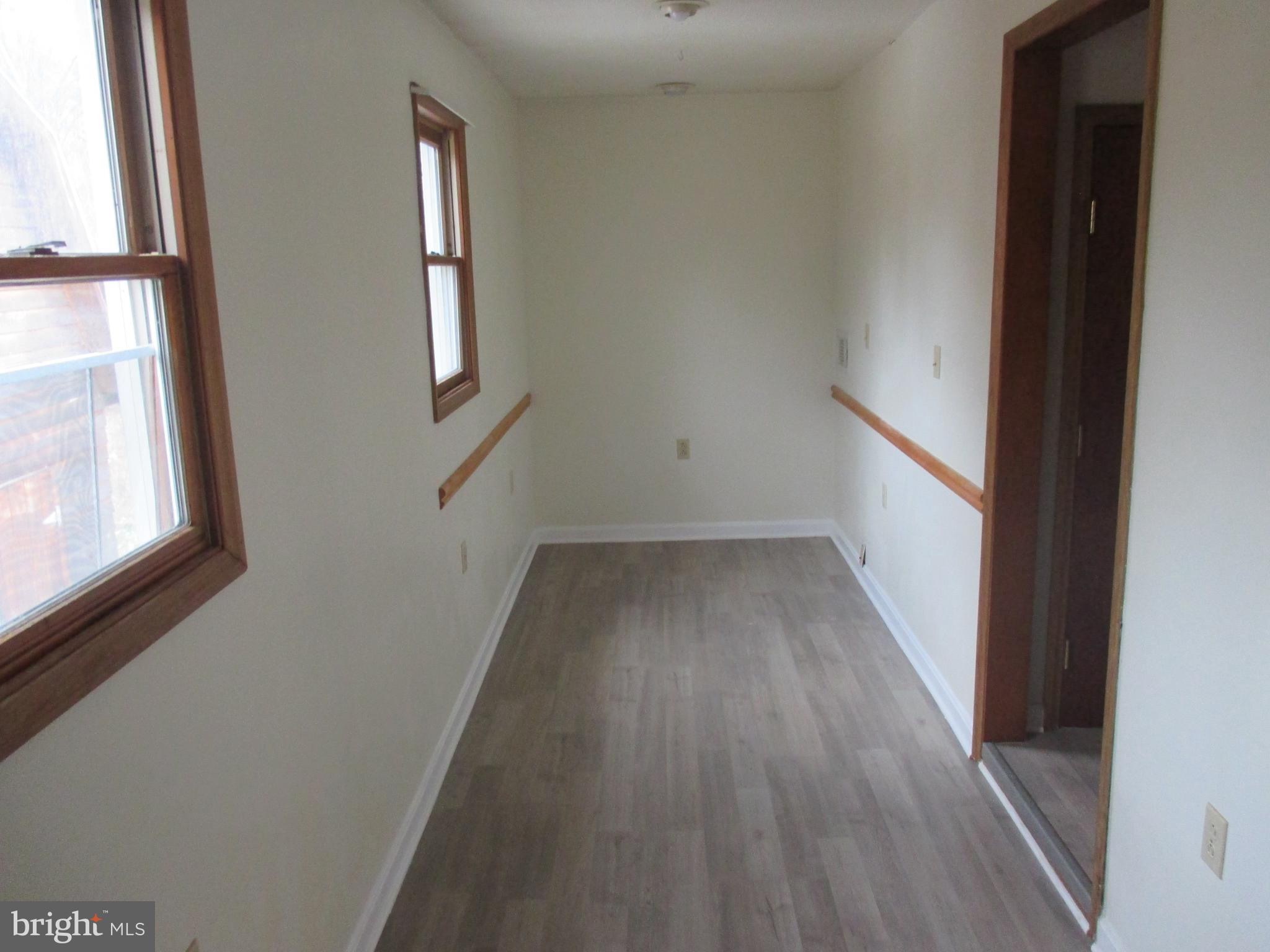 EAST SIDE - Residential