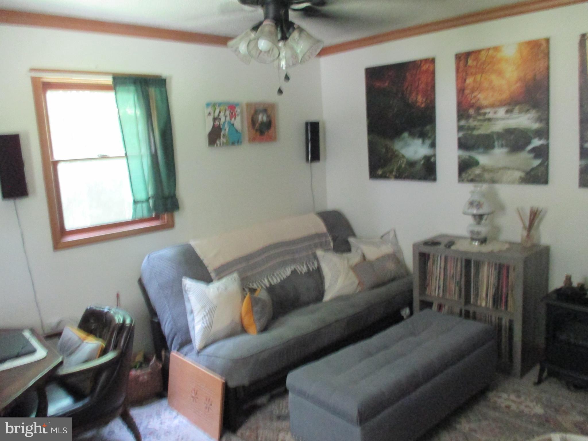 EAST SIDE - Residential