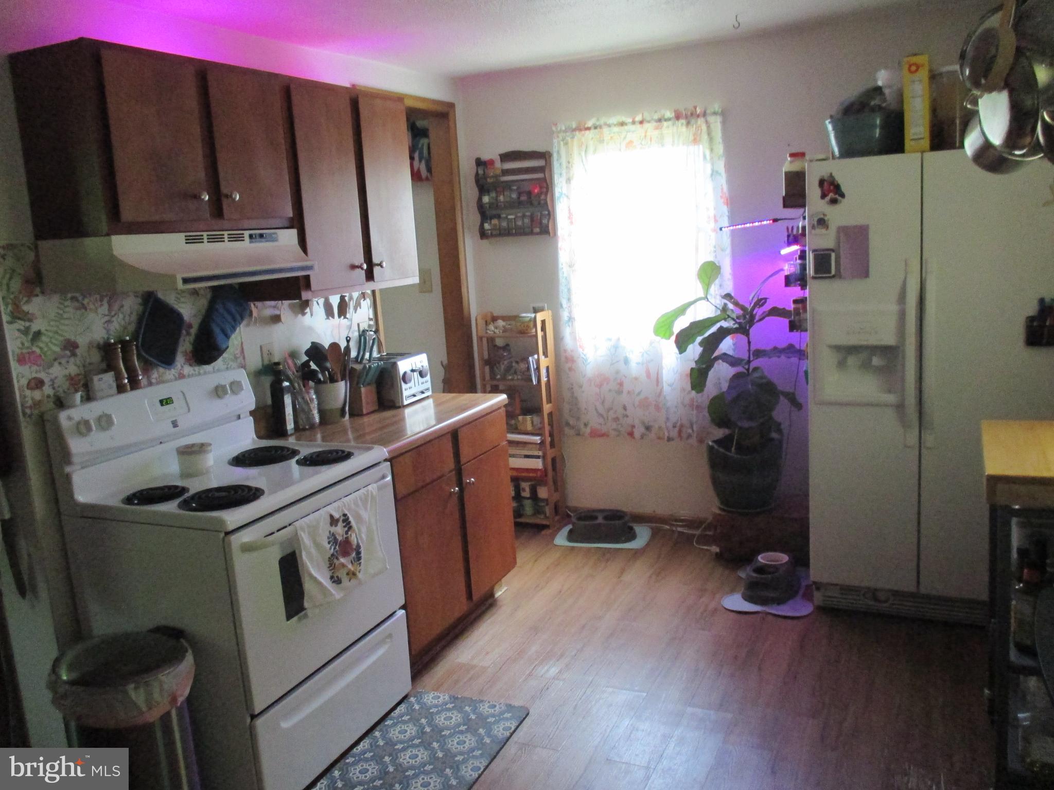 EAST SIDE - Residential