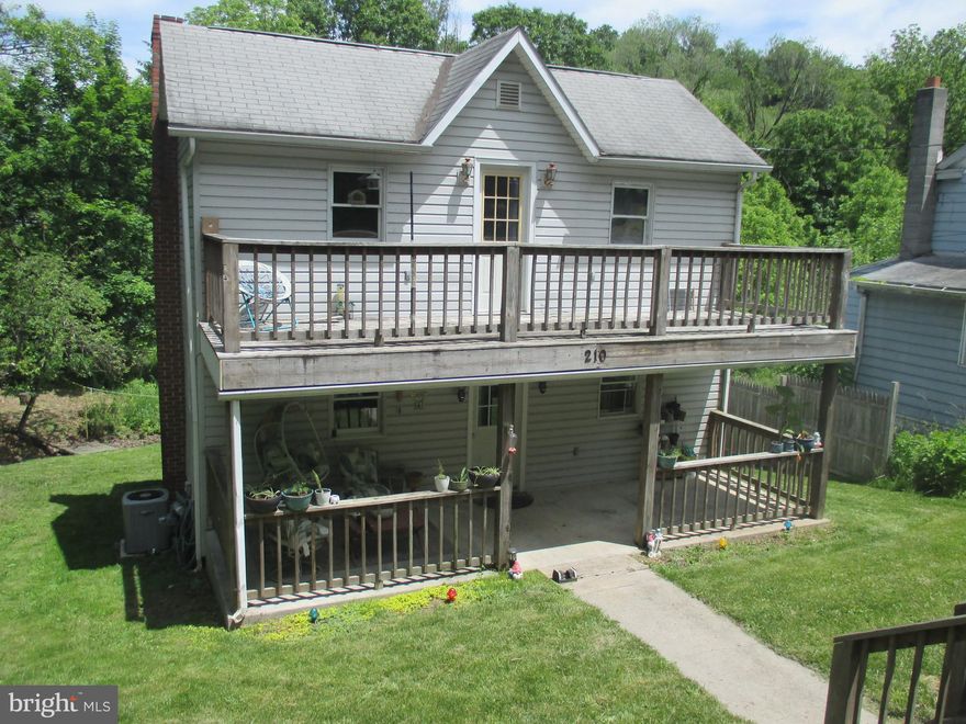 VERY WELL KEPT 2 STORY COLONIAL NEAR CONSTITUTION PARK AND UPMC. THE CHARMING FLOOR PLAN HAS 2 BEDROOMS AND A FULLY EQUIPPED KITCHEN. IT HAS A COVERED FRONT PORCH AND SECOND STORY BALCONY AS WELL AS A HUGE BARN STYLE SHED WITH ELECTRICITY. 
THERE IS A SMALL BABBLING BROOK AND A SECLUDED FIRE PIT FOR YOUR OUTDOOR PLEASURE. COME LOOK AT THIS HOME THAT IS PRICED FOR ANY BUDGET.