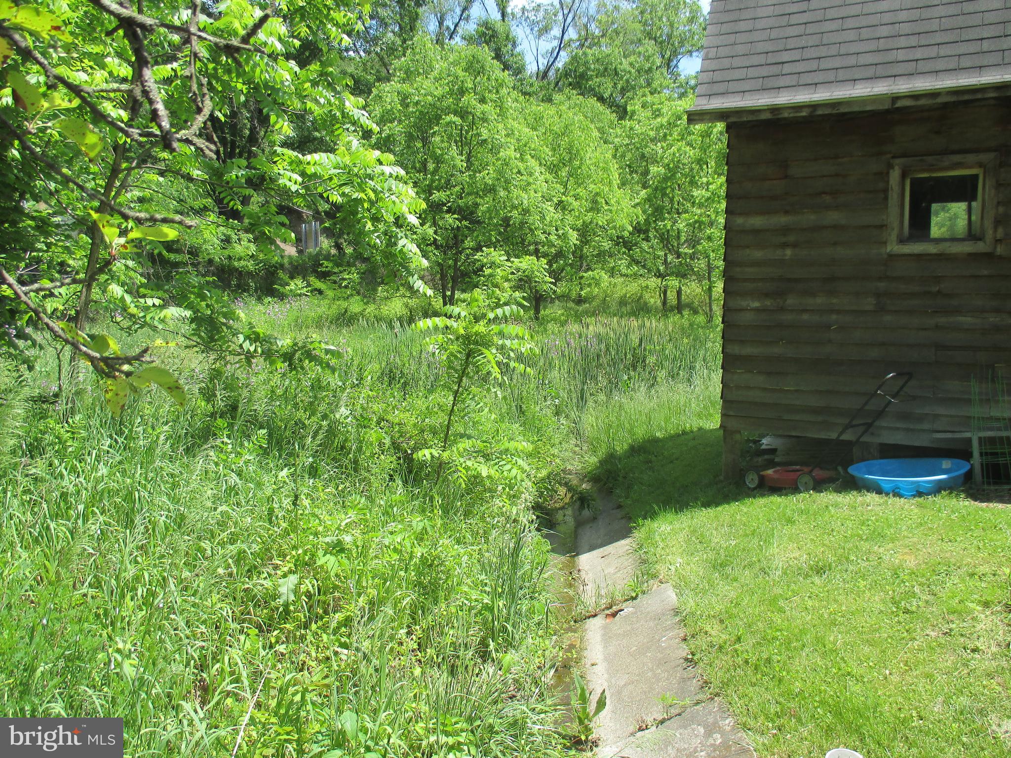 EAST SIDE - Residential