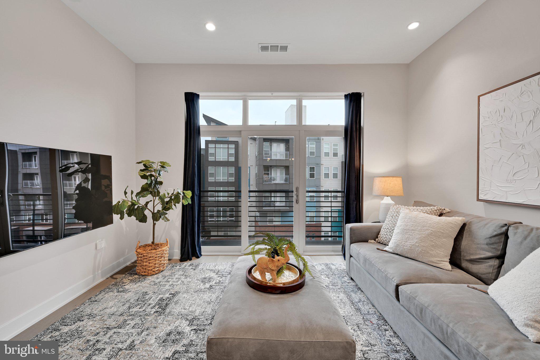 575 SOUTH CONDOS - Residential