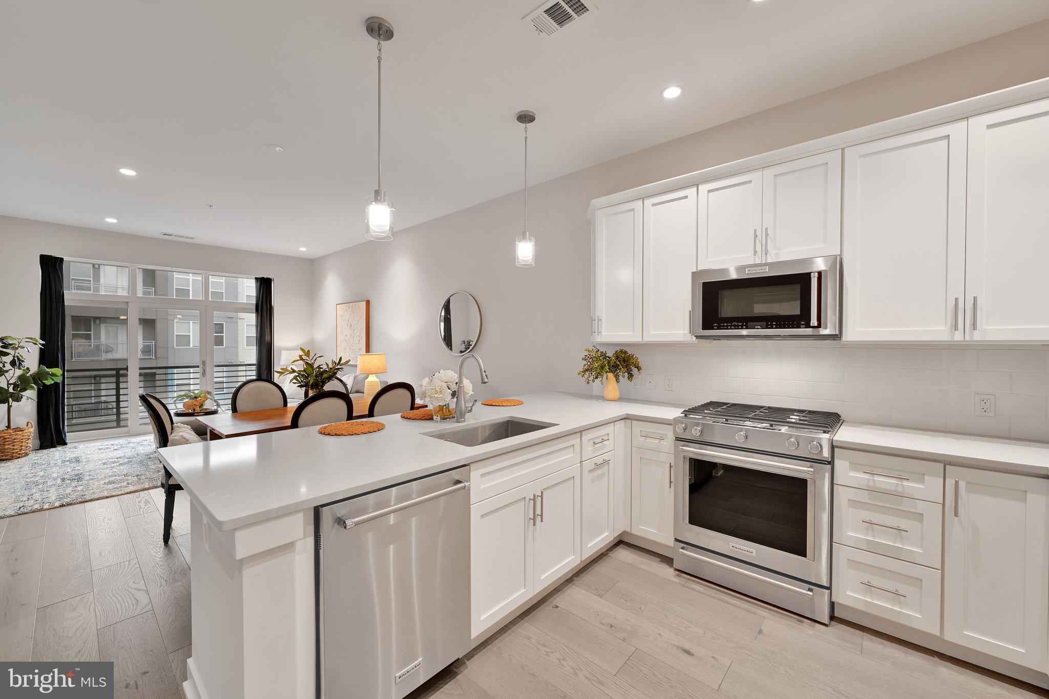 575 SOUTH CONDOS - Residential