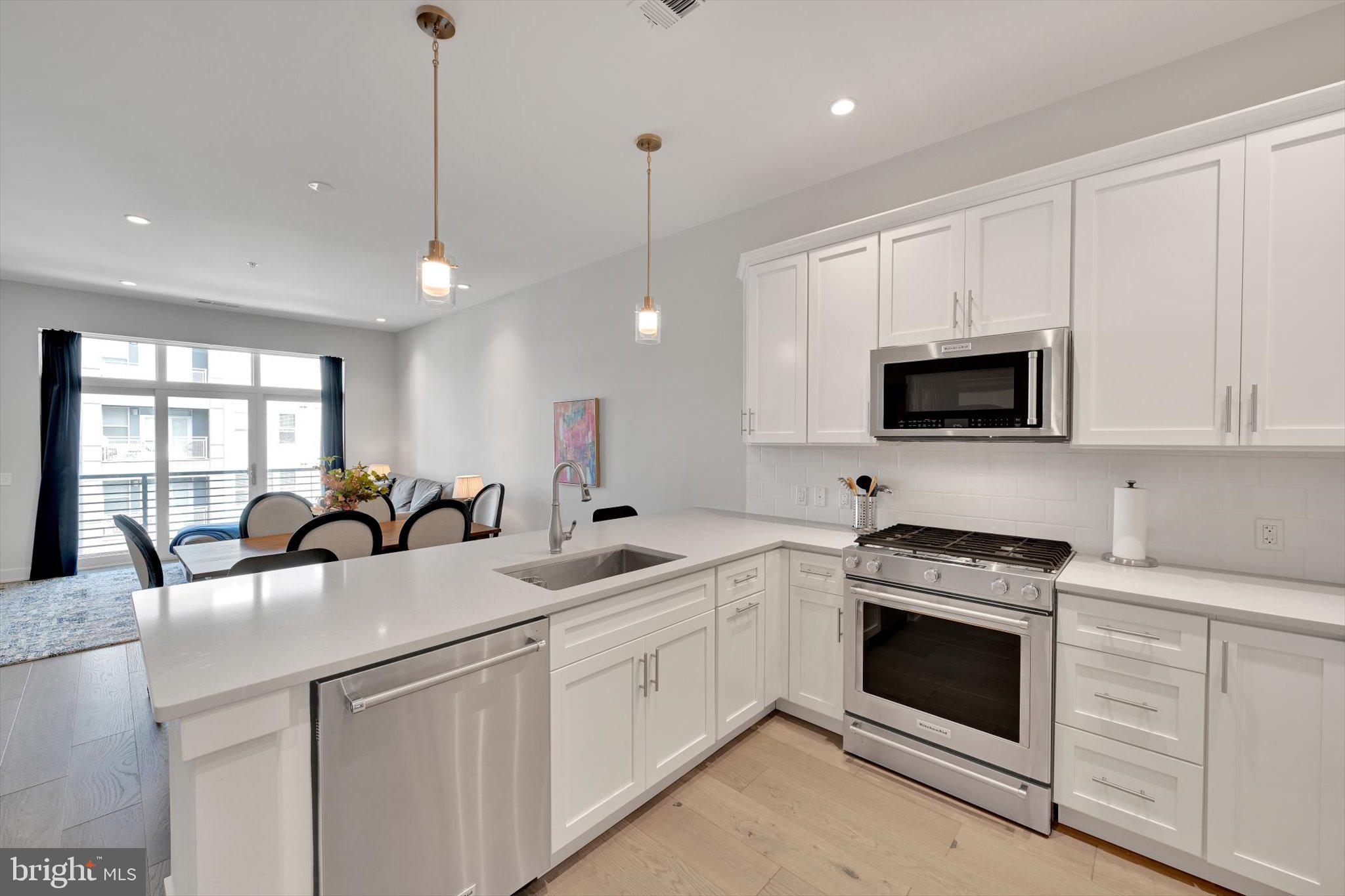 575 SOUTH CONDOS - Residential