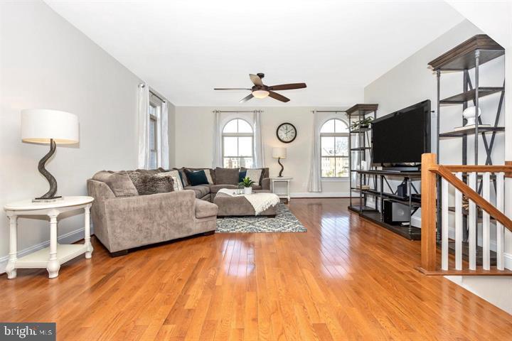 VILLAGES OF URBANA - Residential Lease