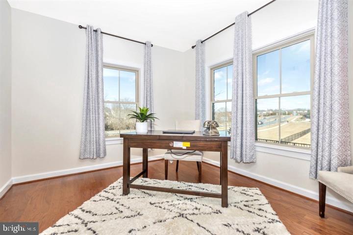 VILLAGES OF URBANA - Residential Lease