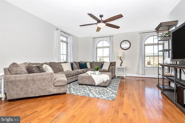 VILLAGES OF URBANA - Residential Lease