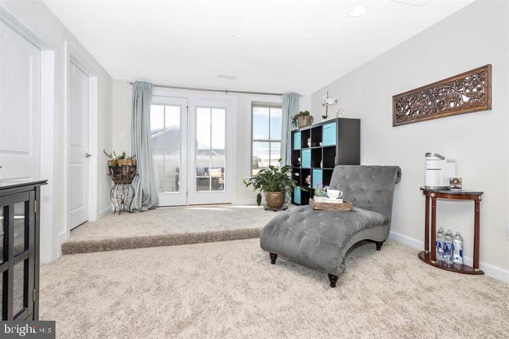 VILLAGES OF URBANA - Residential Lease