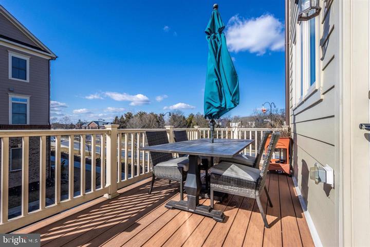 VILLAGES OF URBANA - Residential Lease