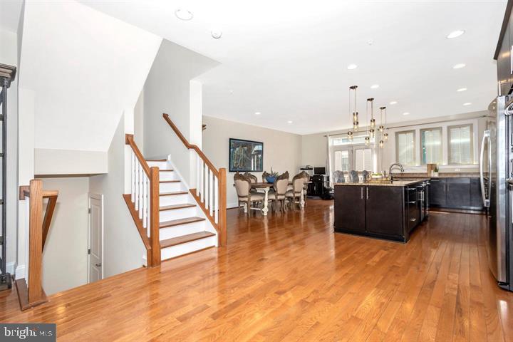 VILLAGES OF URBANA - Residential Lease