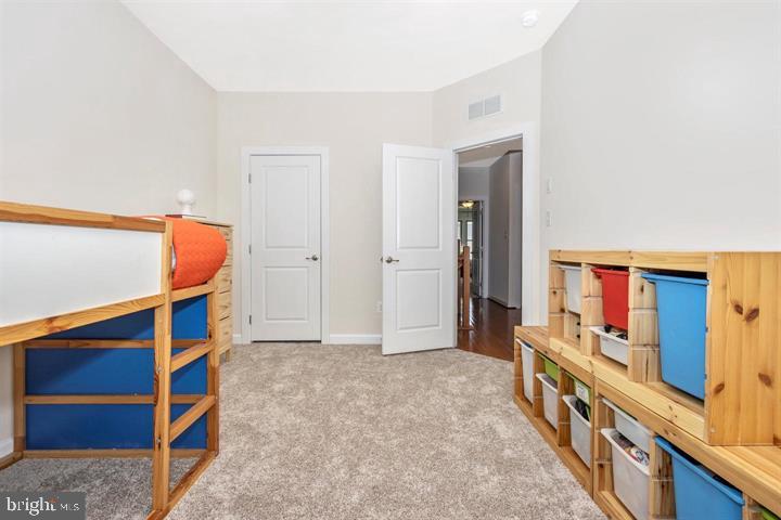 VILLAGES OF URBANA - Residential Lease