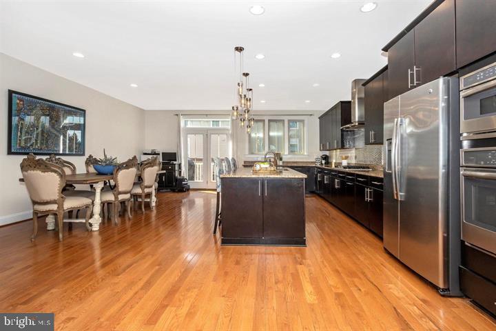 VILLAGES OF URBANA - Residential Lease