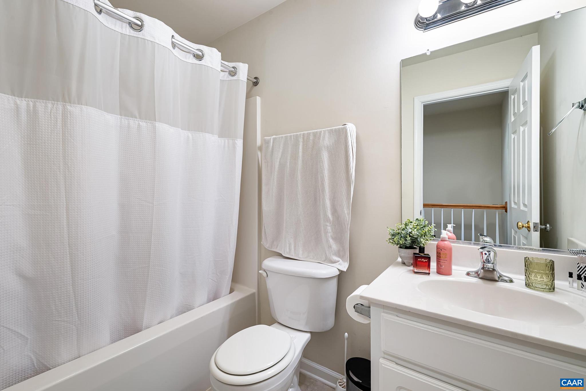 MELBOURNE PARK CONDOS - Residential