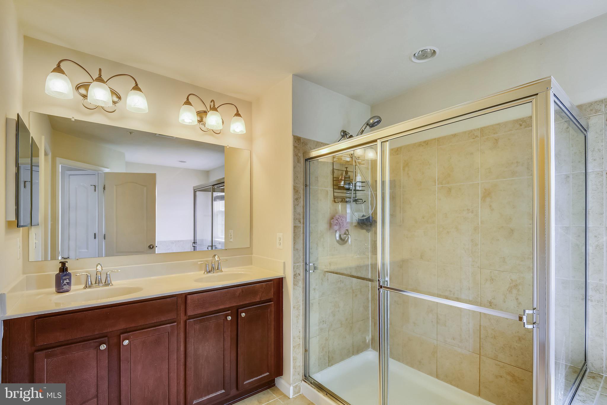 TANYARD SPRINGS - Residential